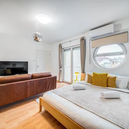 Dob Penthouse Апартаменты